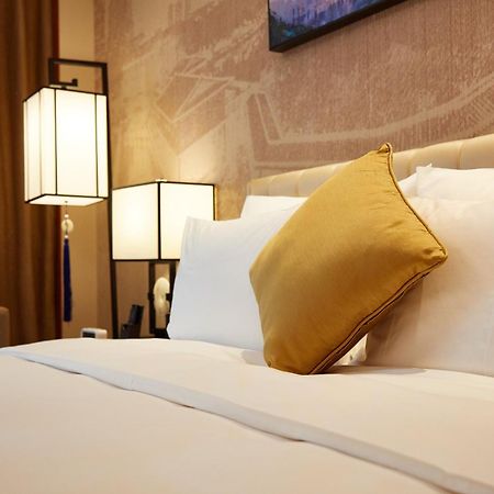 The Thousand Lantern Lake Hotel Foshan Extérieur photo