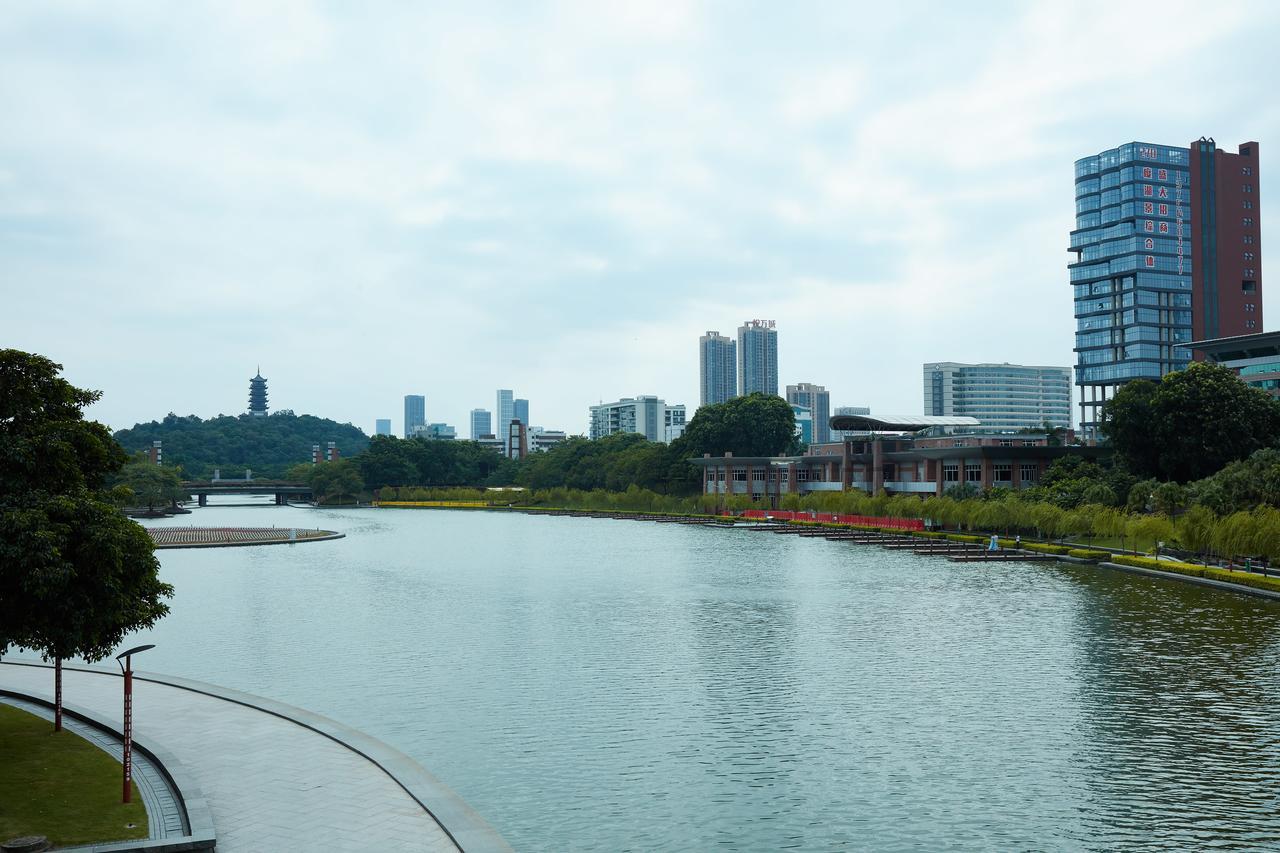 The Thousand Lantern Lake Hotel Foshan Extérieur photo