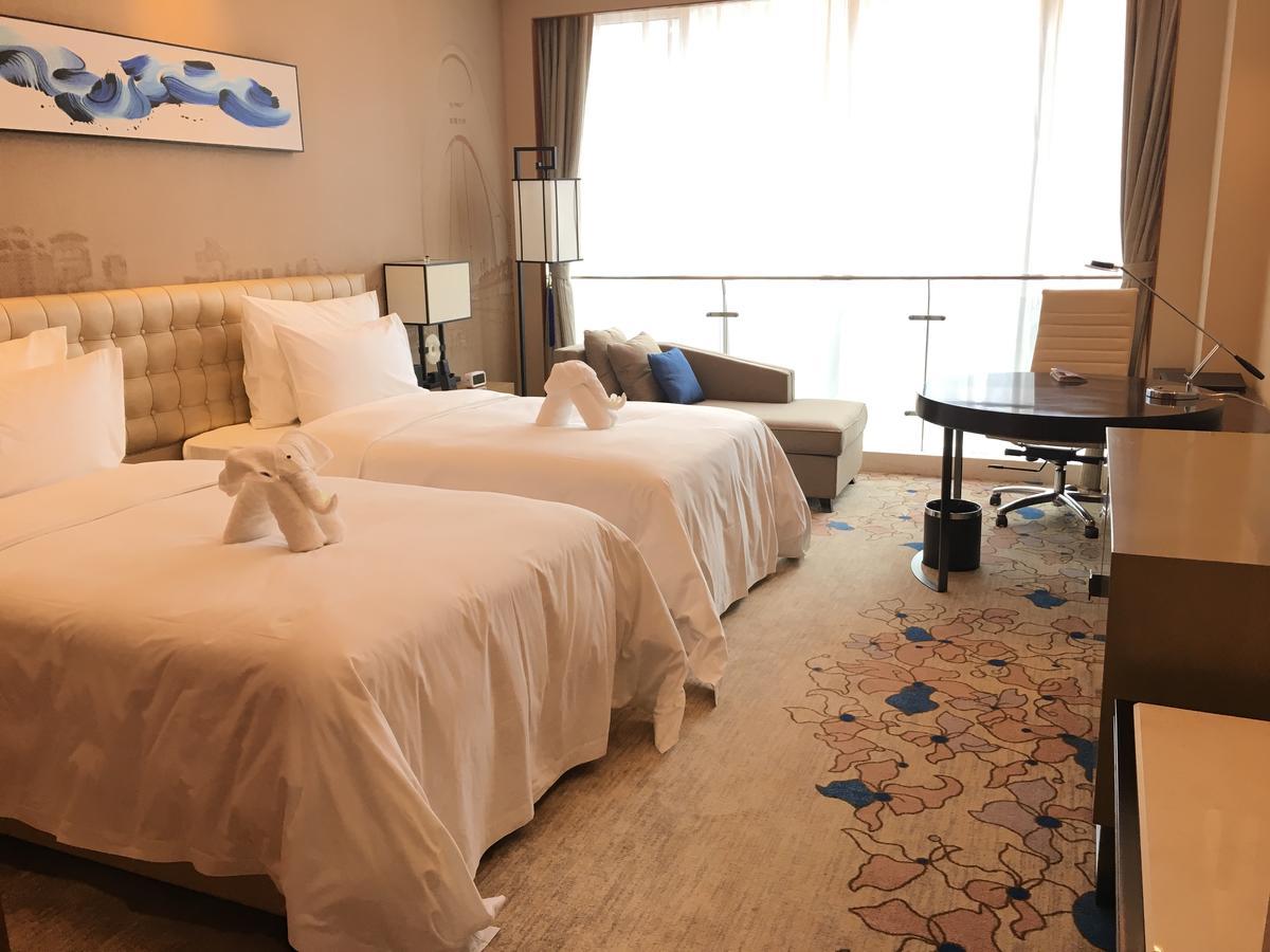 The Thousand Lantern Lake Hotel Foshan Extérieur photo