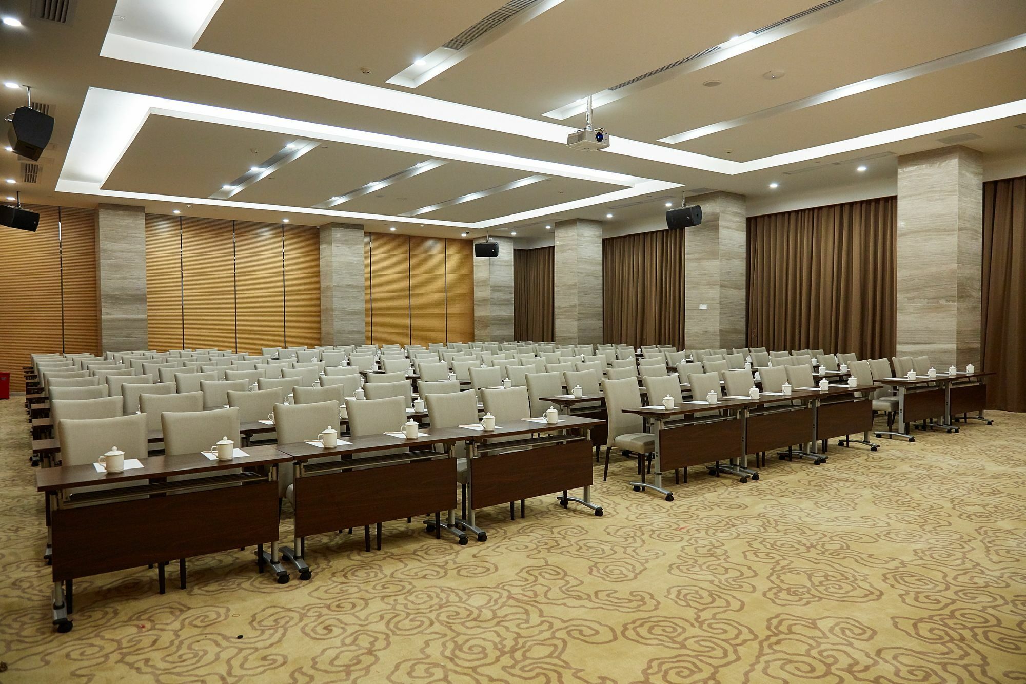 The Thousand Lantern Lake Hotel Foshan Extérieur photo